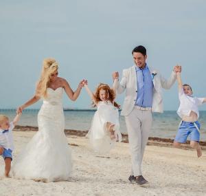 Moon Palace Destination Wedding with kids