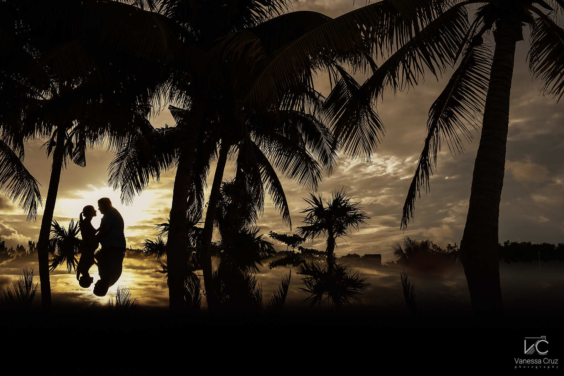 Sunrise silhouette engagement photography Playa del Carmen Mexico