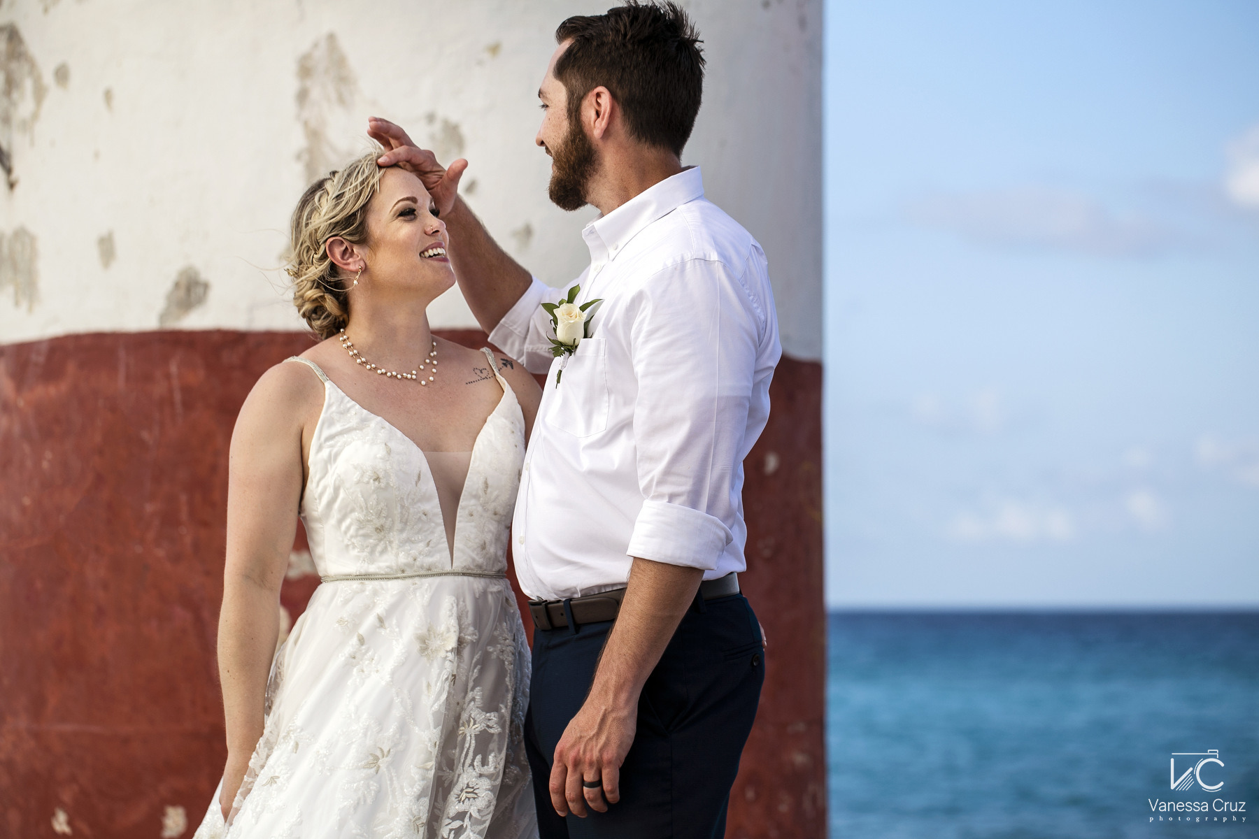 couple portraits Lighthouse Hyatt Ziva Cancun Mexico